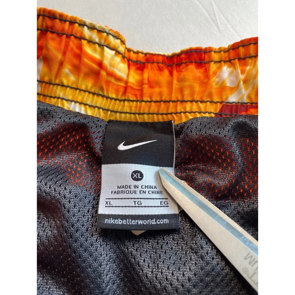 Nike Mens XL Swim Trunks Board Shorts Grey Orange Graphic Cargo Pocket Mesh